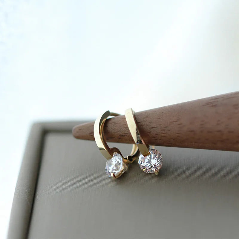 Silver/Gold Plated Zirconia Earrings.