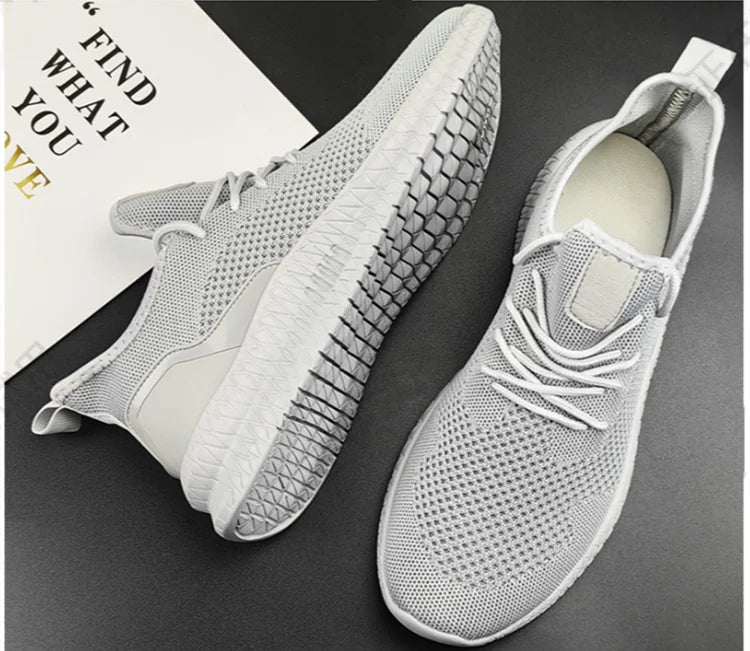Men's Mesh Breathable Light Running Or Casual Shoes