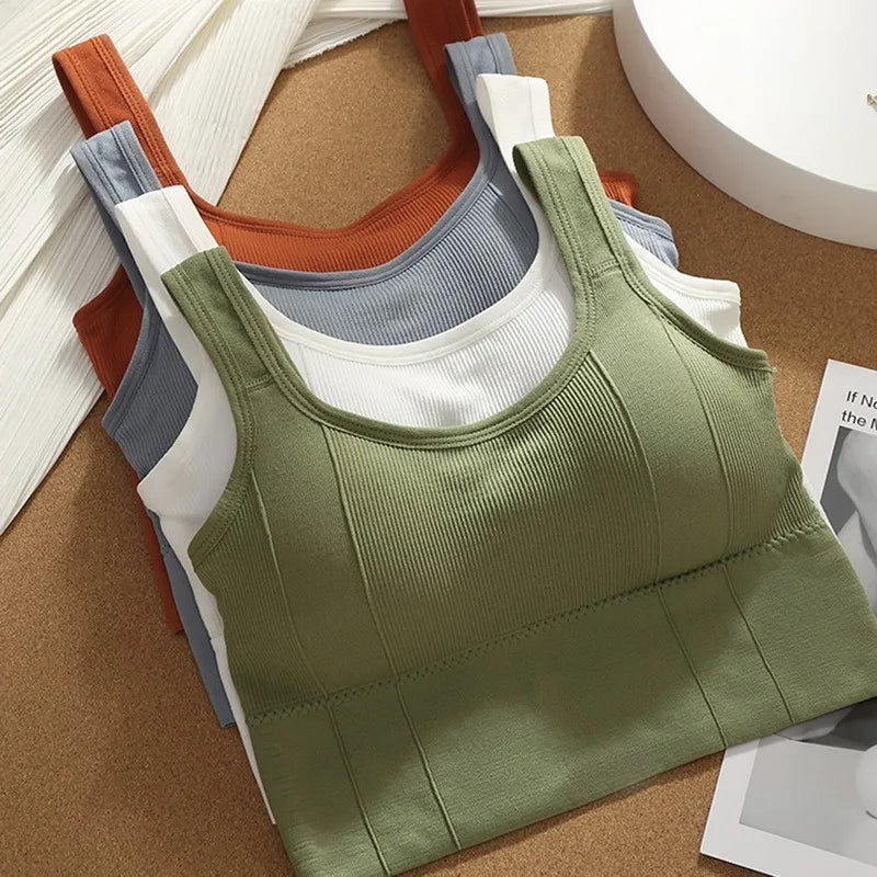 Breathable/Seamless Sports Bra.