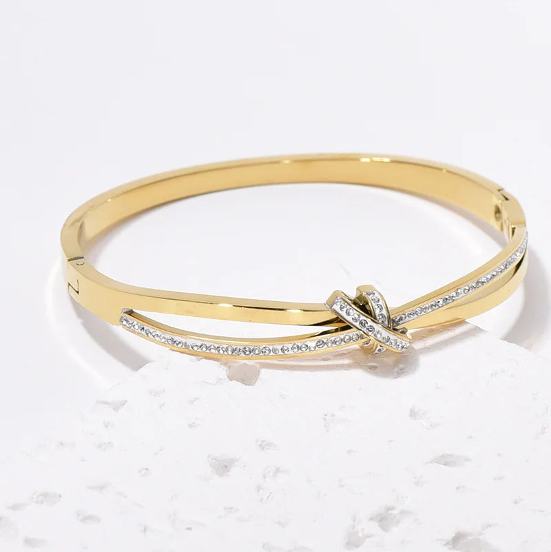 Htpwe  Women's Stainless Steel/18k Gold Plated Zirconium Shell Bracelet