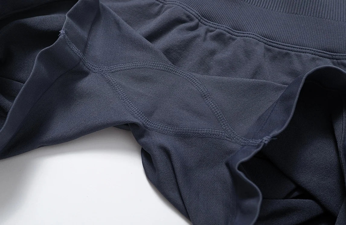 Keep That Pump Fitness Seamless Scrunch Shorts