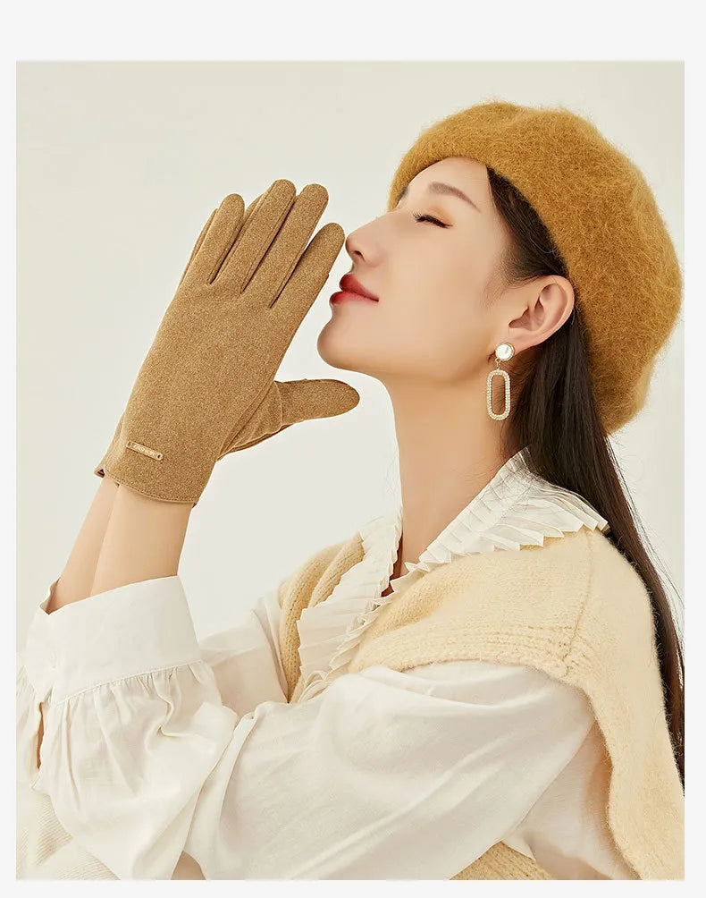 Women's Cashmere Touch Screen Gloves.