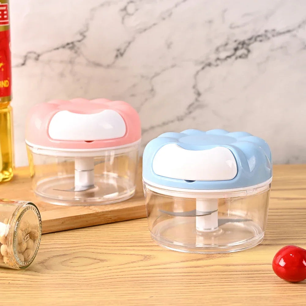 1PC Manual Mini Chopper For Garlic Chili Or Peppers