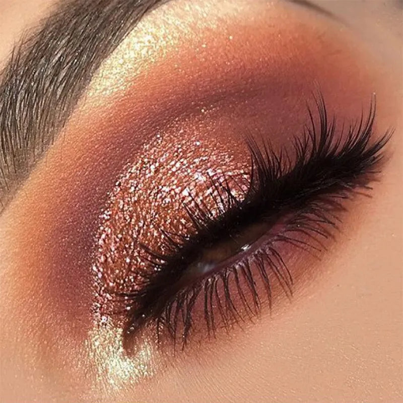 Pearlescent Eyeshadow Pencil.