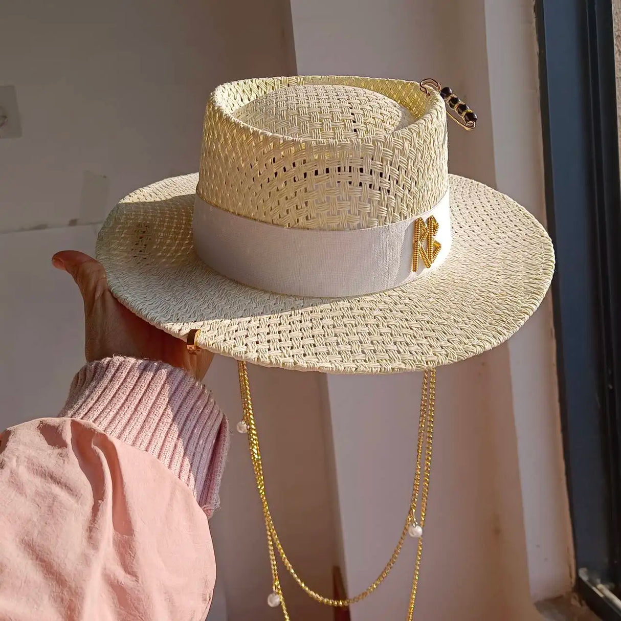 Women's Delicate Woven Summer Straw Hat
