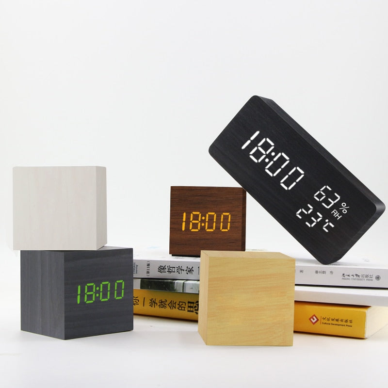 Wooden Alarm Clock USB/AAA Powered