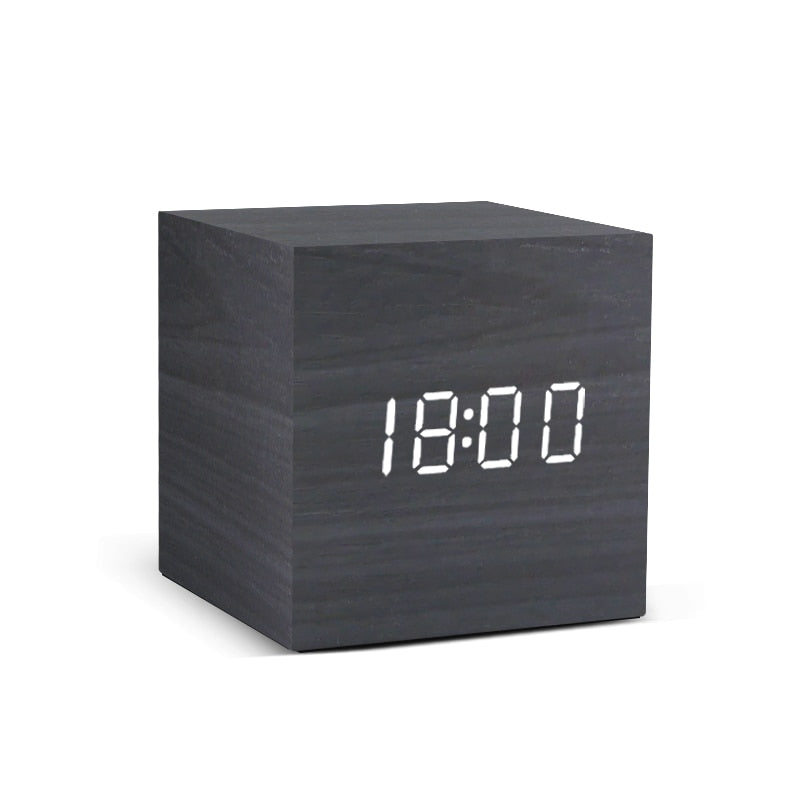 Wooden Alarm Clock USB/AAA Powered