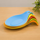 Multi heat resistant silicone mat for kitchen accessories.