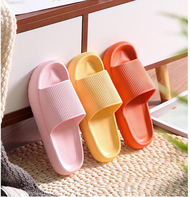 Women's Thick Platform Anti-slip Slippers . Great for Indoor and Outdoor.