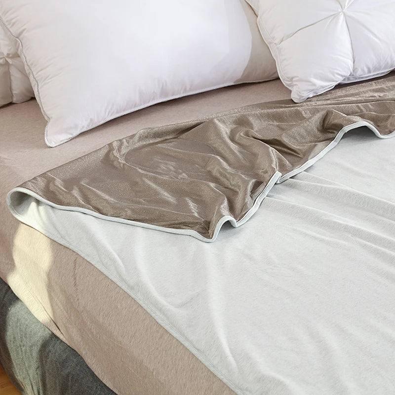 Organic Cotton EMF Protected Blanket To Block 5G Or 4G computer