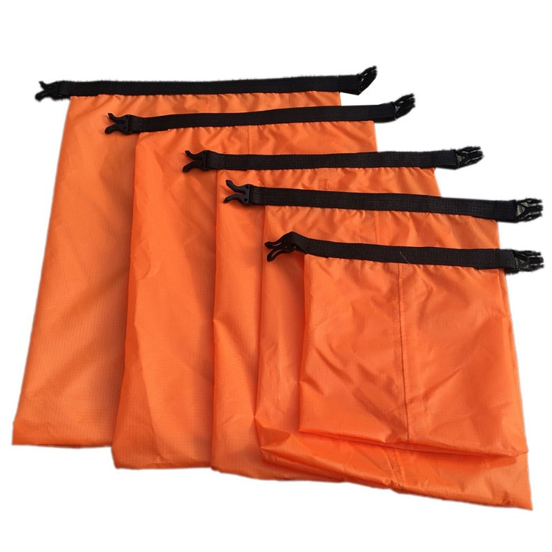 5pcs Waterproof Dry Bag with a buckle front. Great for beach or swimming accessories.