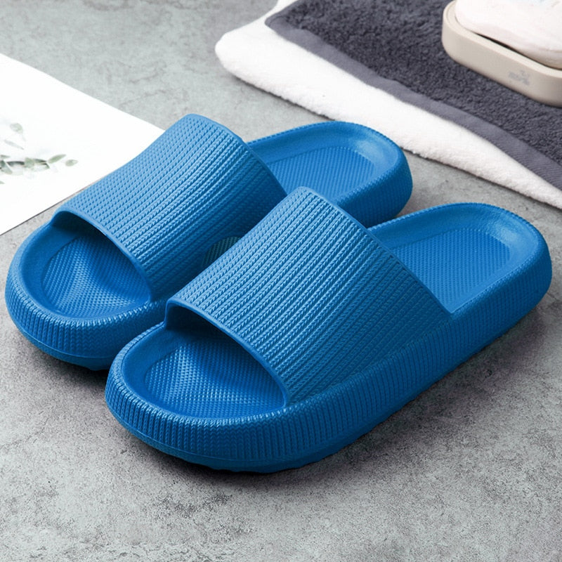 Women's Thick Platform Anti-slip Slippers . Great for Indoor and Outdoor.