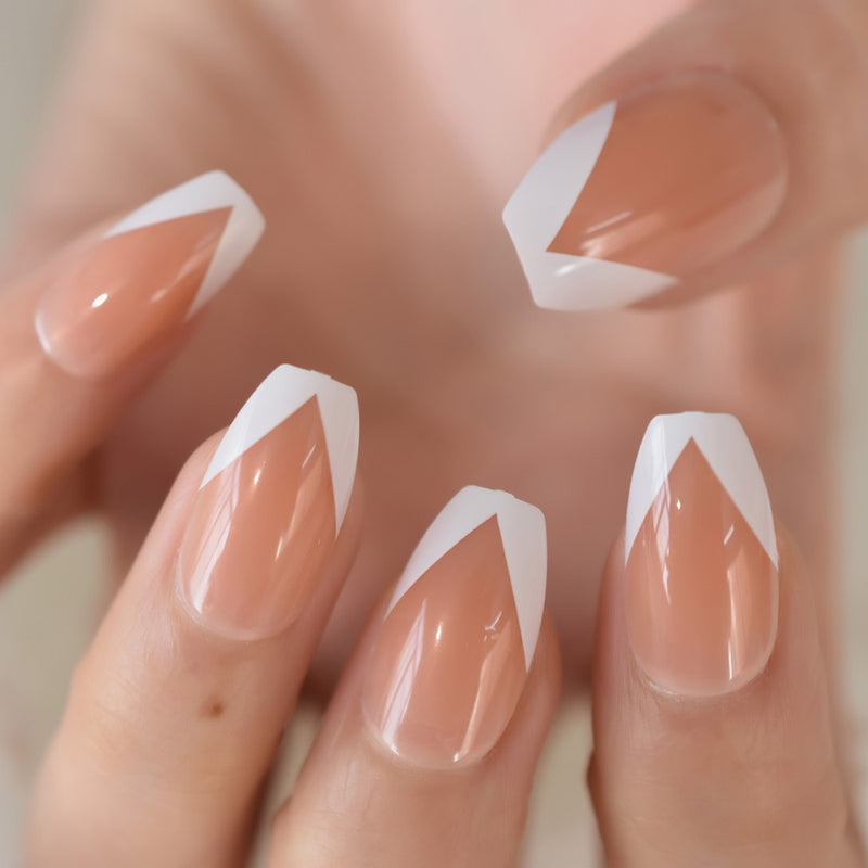 Adhesive Artificial Fingernails.