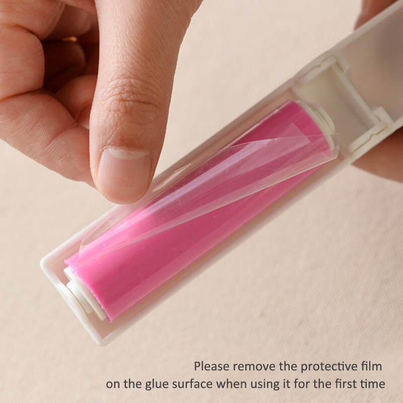 1Pcs Mini Foldable/Washable Sticky Lint Roller.