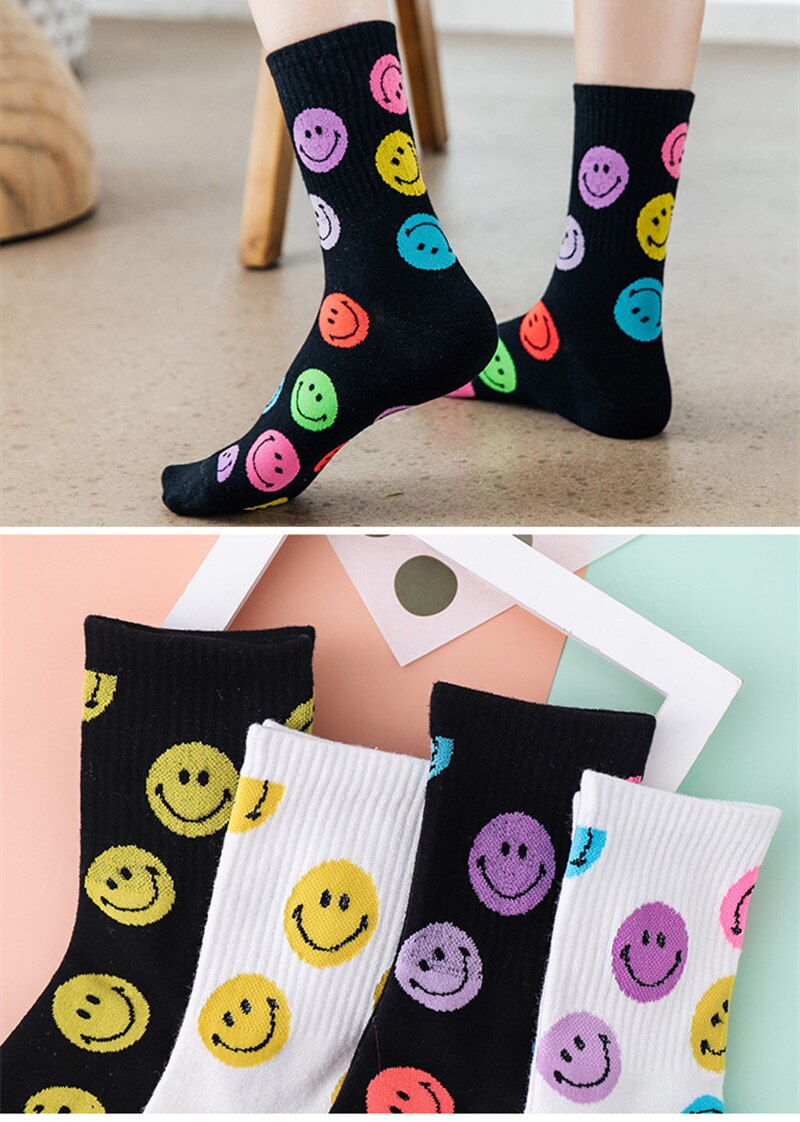 Dreamlikelin Smiley Print Cotton Tube Socks.