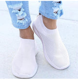 Women's Lightweight Casual Flat Slip on Sneakers.