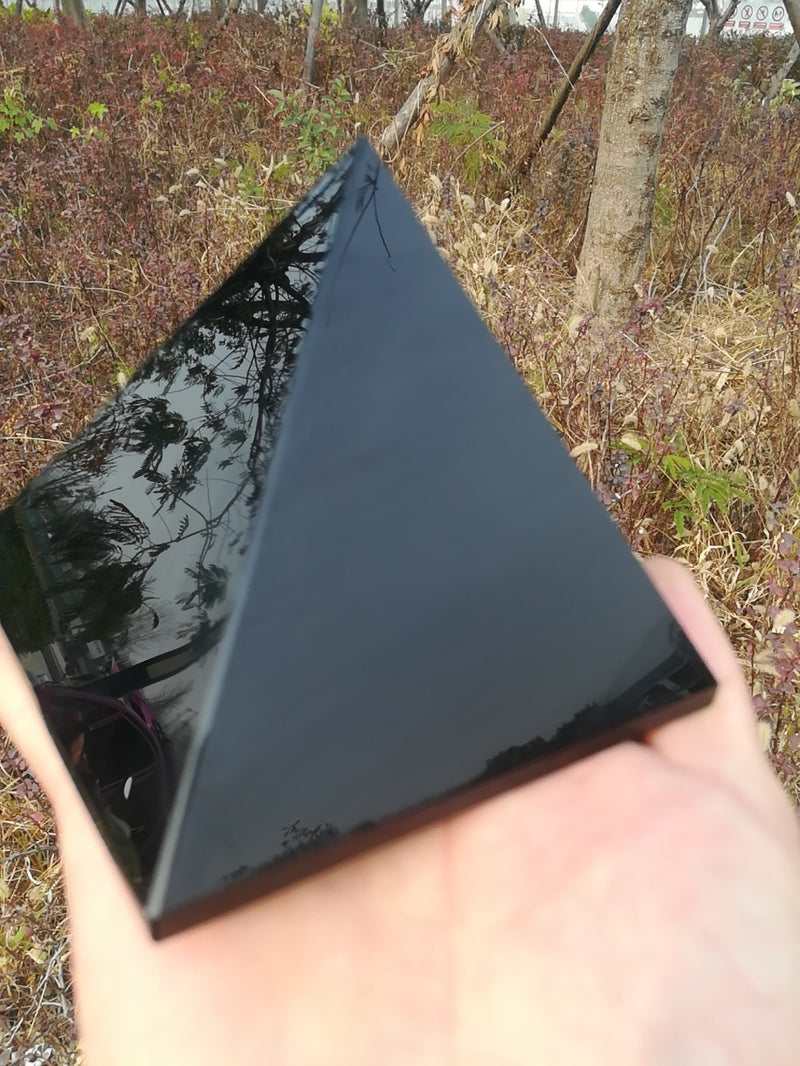4-10cm Black Obsidian Natural Mineral Healing Pyramid.