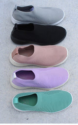 Women's Lightweight Casual Flat Slip on Sneakers.