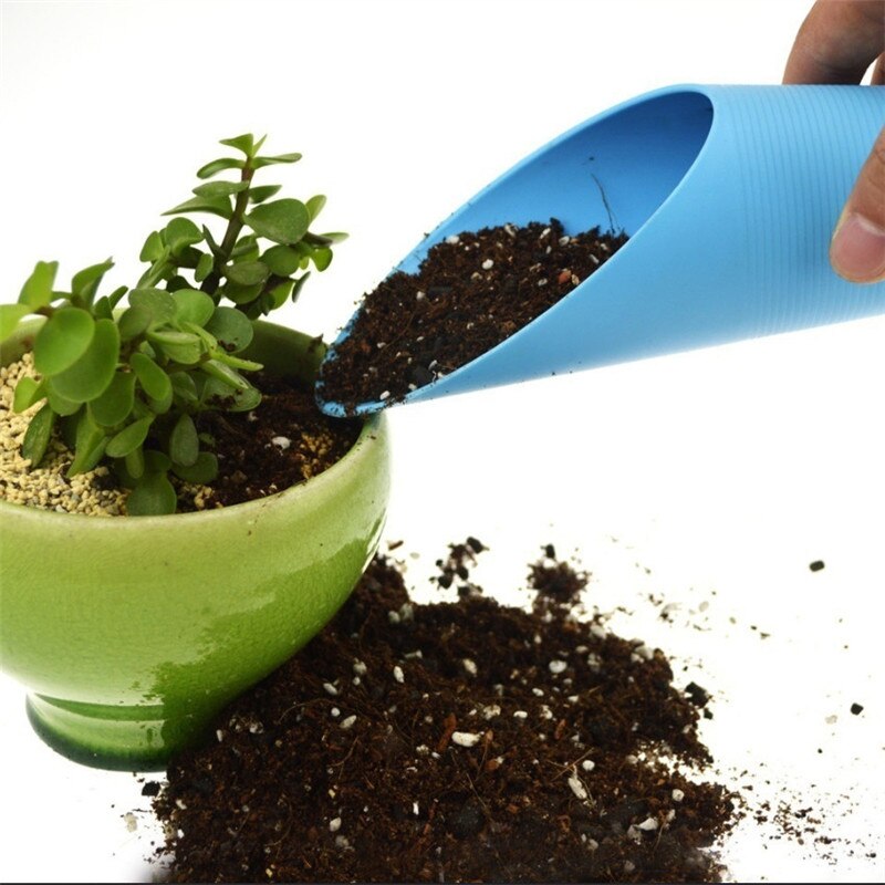 16 * 6cm Plastic Bucket To Spread Soil evenly in Plant Pots.