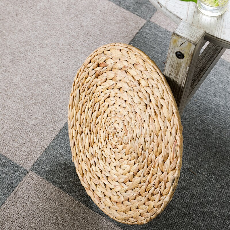 Handmade Woven Braided Mat Heat Resistant, Water Resistant And Anti-Skidding Pad.