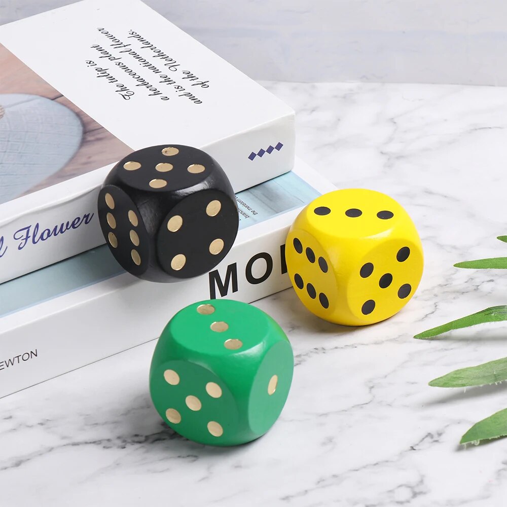 1PC 5cm Wooden,6-Sided Rounded Corners, Colorful Dice.