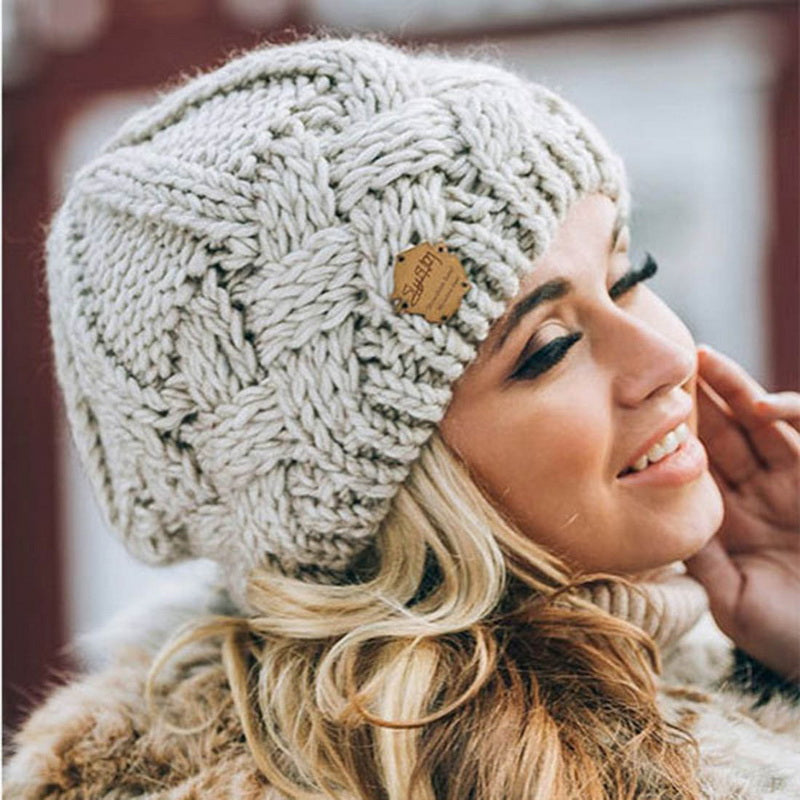 Women Or Men's Autumn/Winter Warm Knitted Hat.