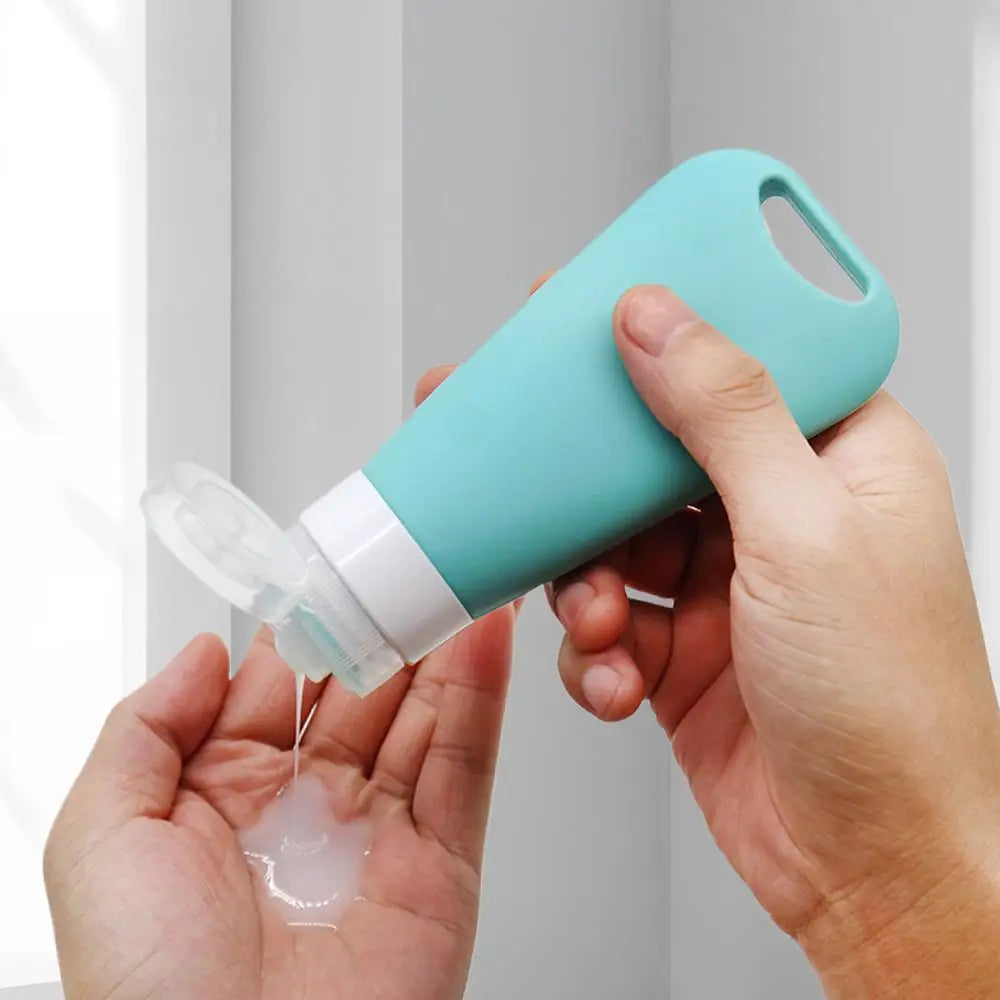 Silicone 90ml Dispensers Bottles For Pet Water Or Travel Products
