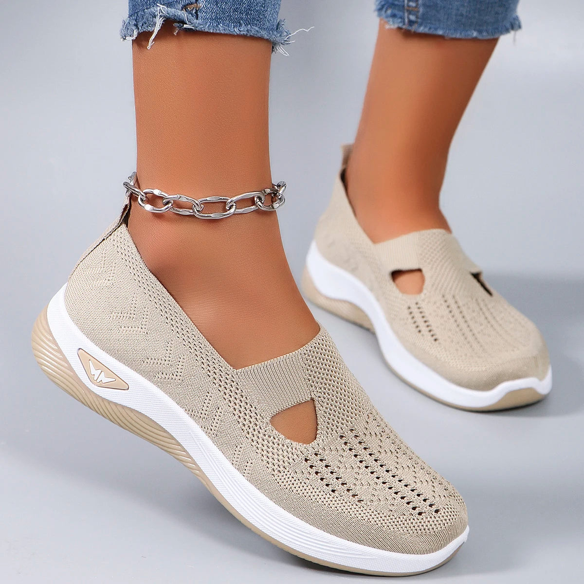 Women's Breathable, Lightweight, Non-slip Casual Shoe