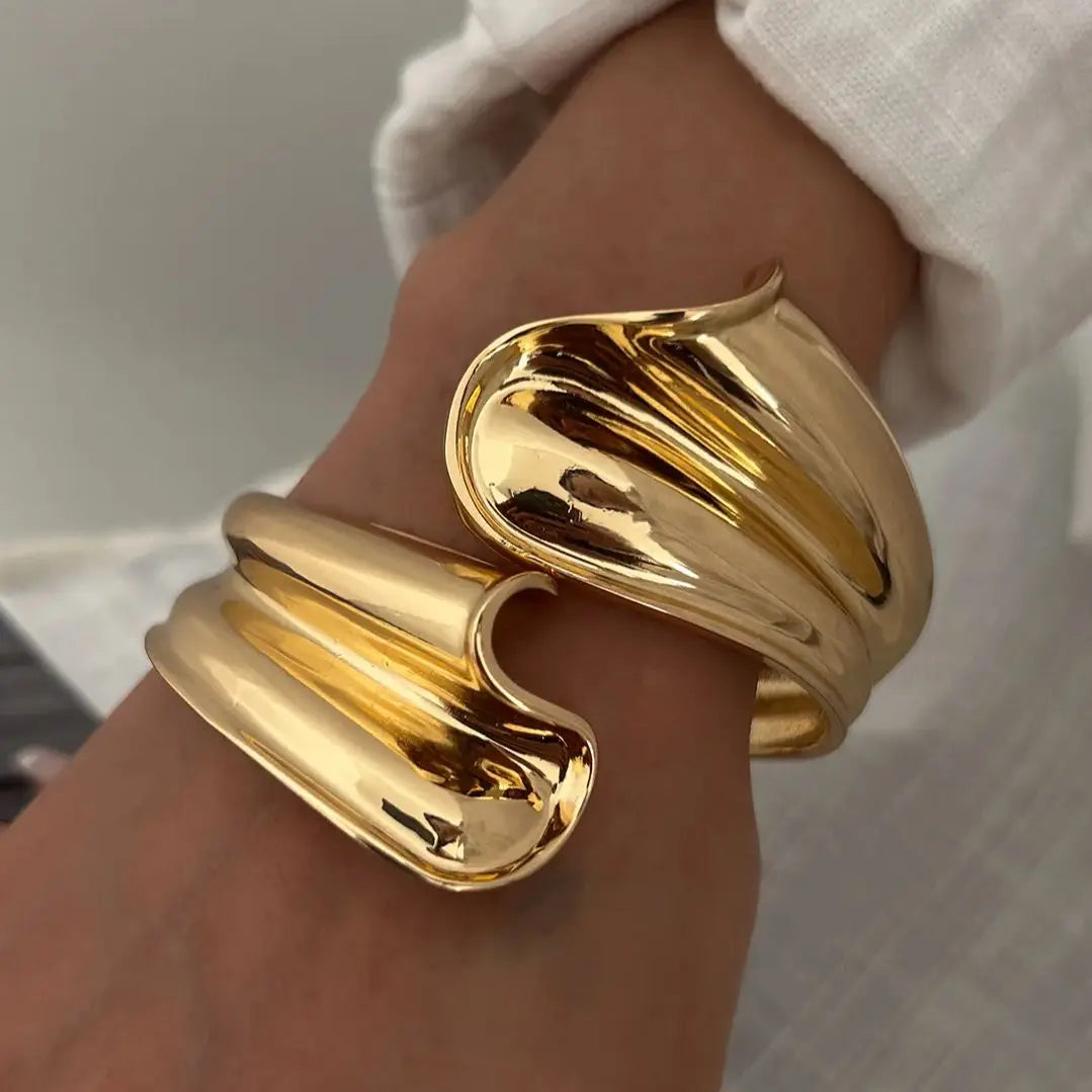 DIEZI Metal Gold Color Leaves Bangle