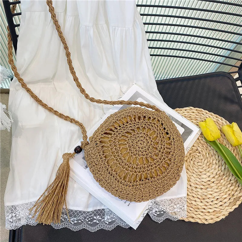 Women's Crossbody Straw Bag With Tassel
