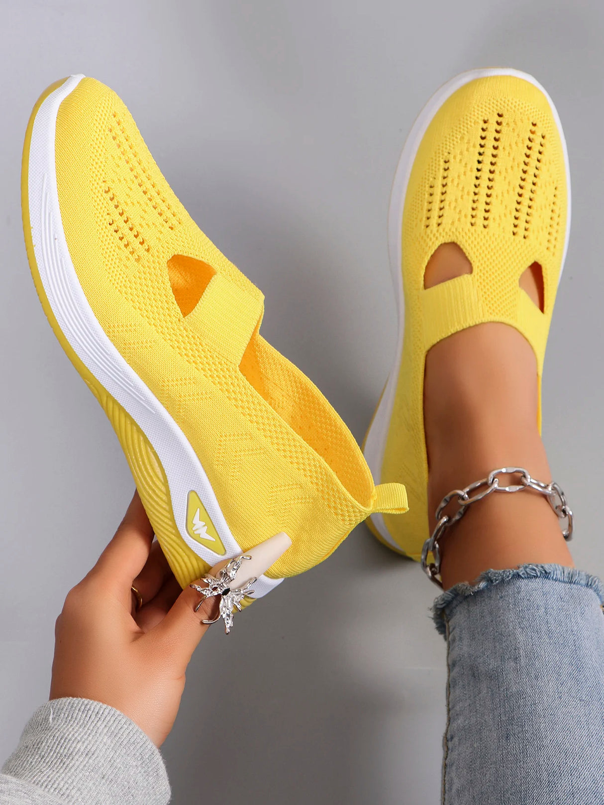 Women's Breathable, Lightweight, Non-slip Casual Shoe