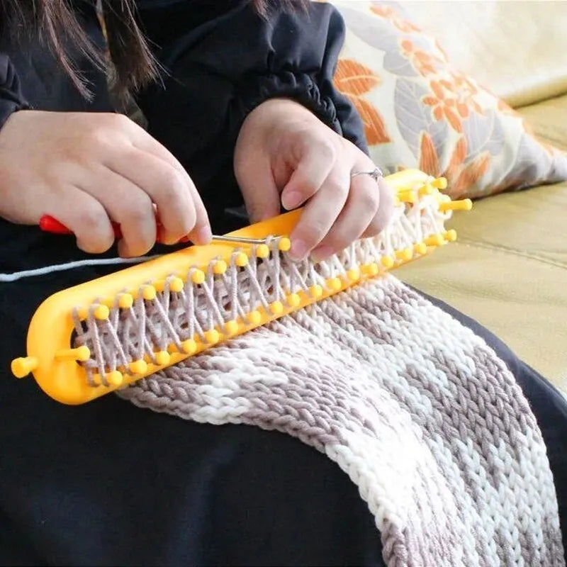 Plastic Knitting/Weaving Loom With Long Handle Crochet Hook.