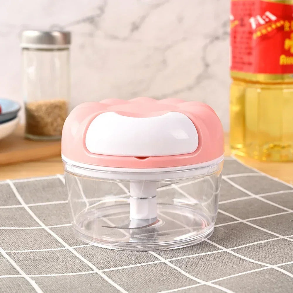 1PC Manual Mini Chopper For Garlic Chili Or Peppers