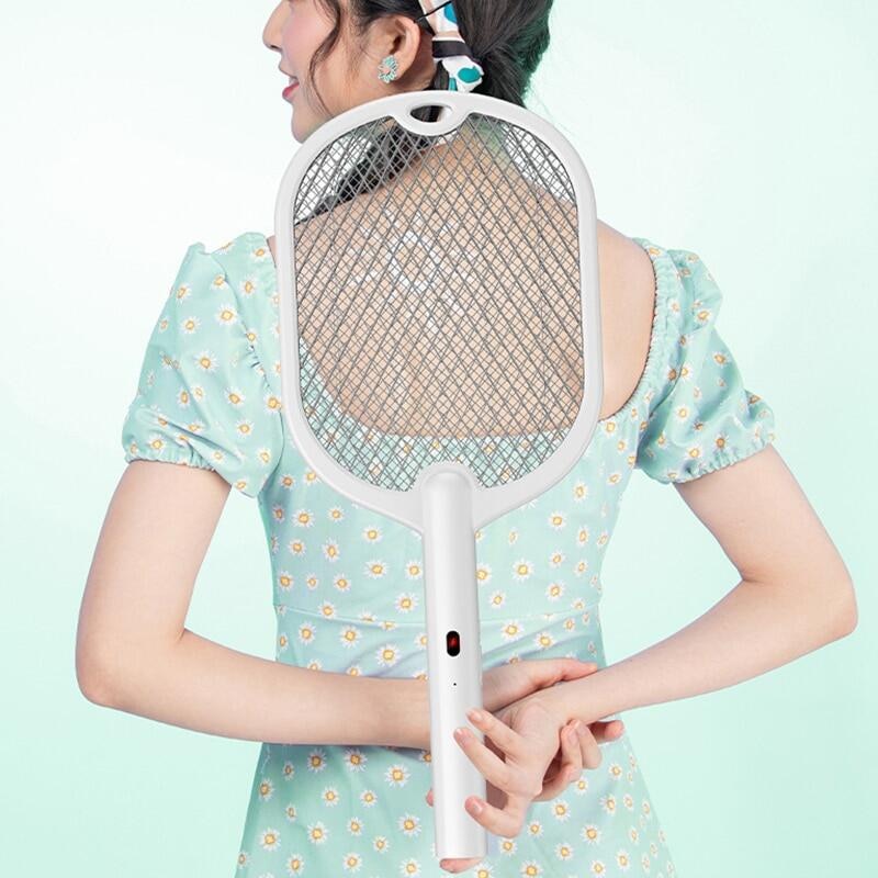USB rechargeable 3 In 1 Electric Fly/Mosquito Swatter.  3000V