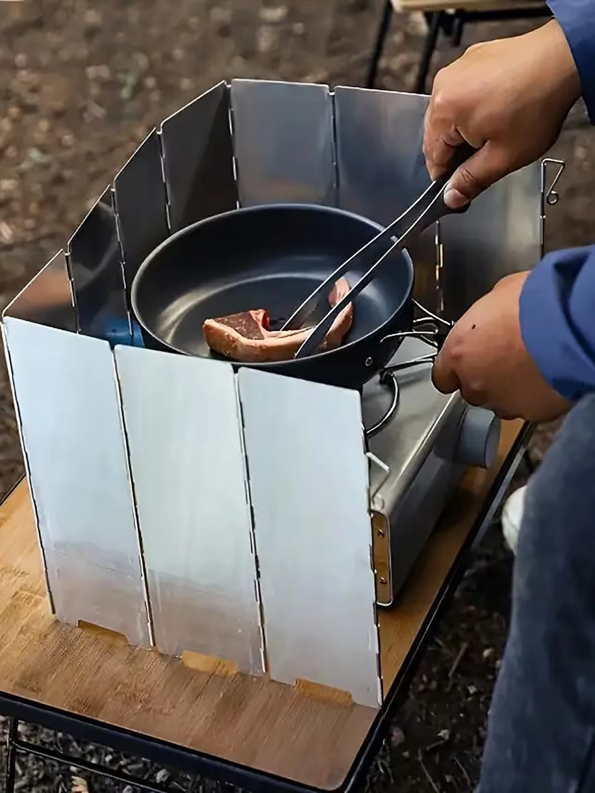 Foldable Aluminum Outdoor Cooking Wind Screen with Storage Bag for Camping
