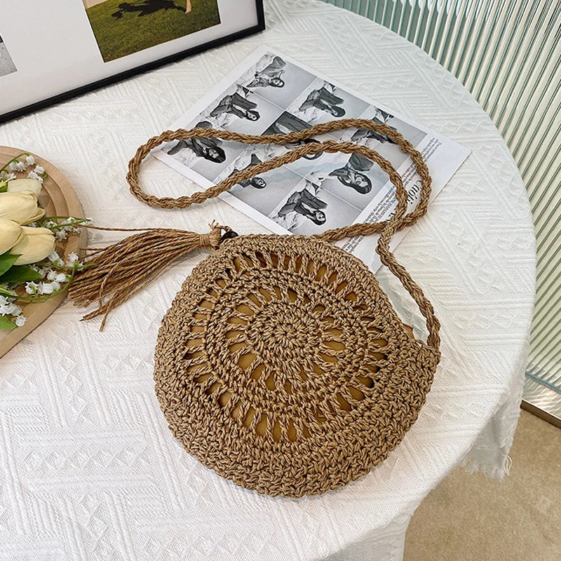 Women's Crossbody Straw Bag With Tassel
