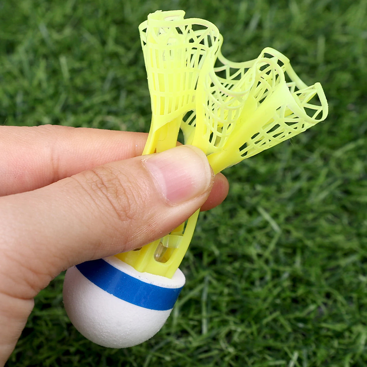 Windproof Light-up Durable Nylon Shuttlecocks