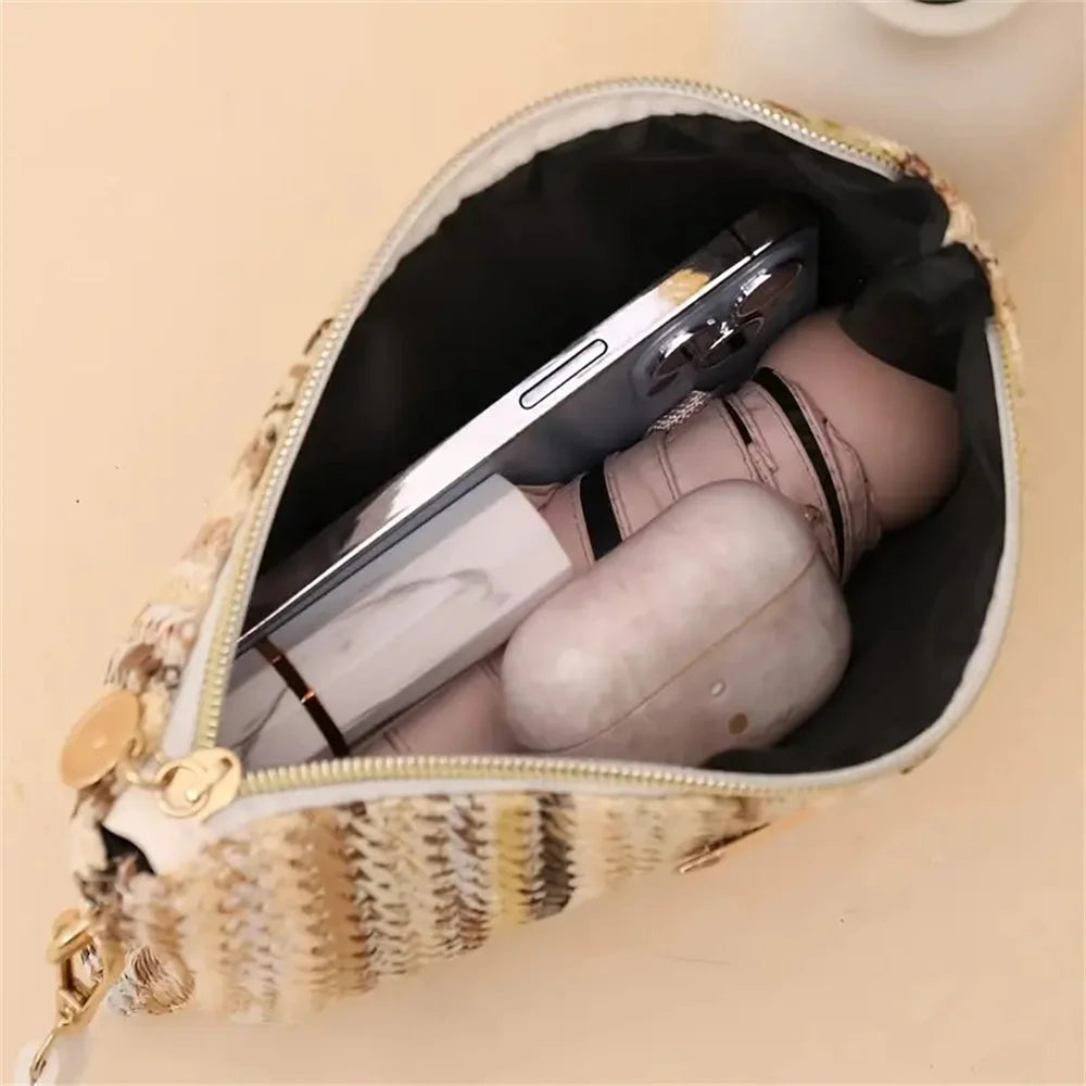 Women's Straw Clutch Wrist Handbag
