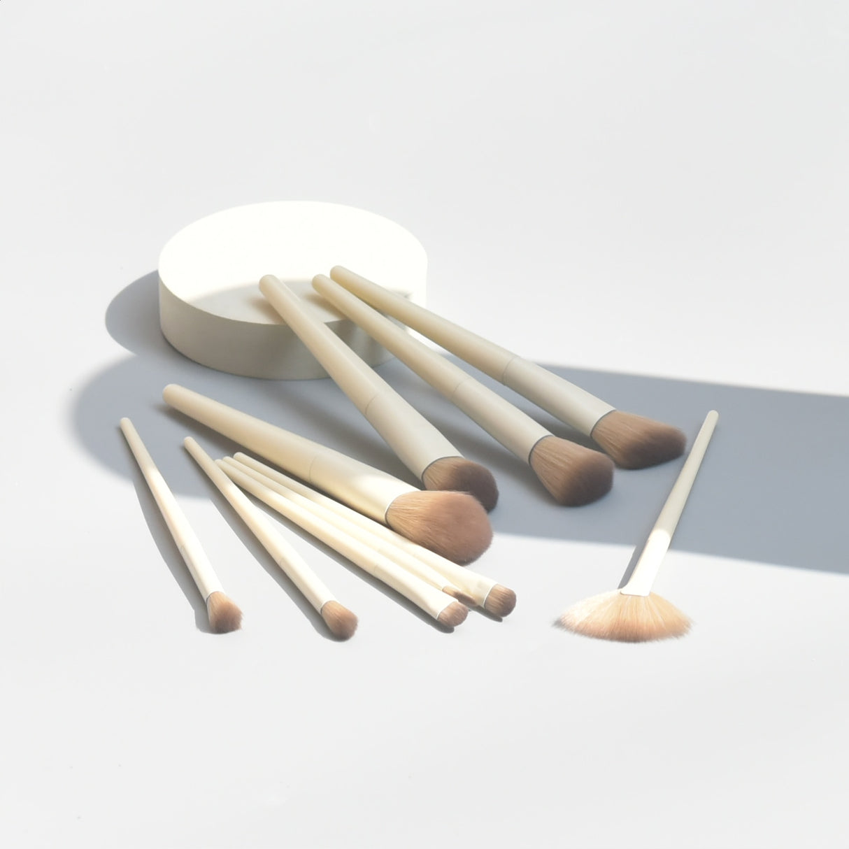 KOSMETYKI  8-20Pcs Cosmetic Powder Brushes.