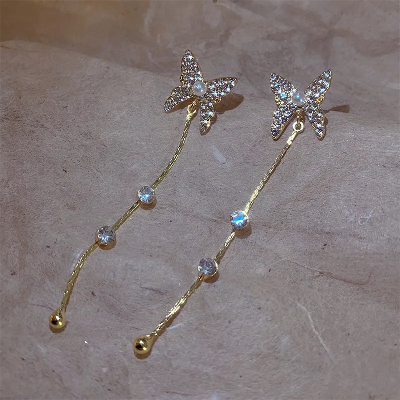 Women's Fashion Zircon Christmas Earrings.