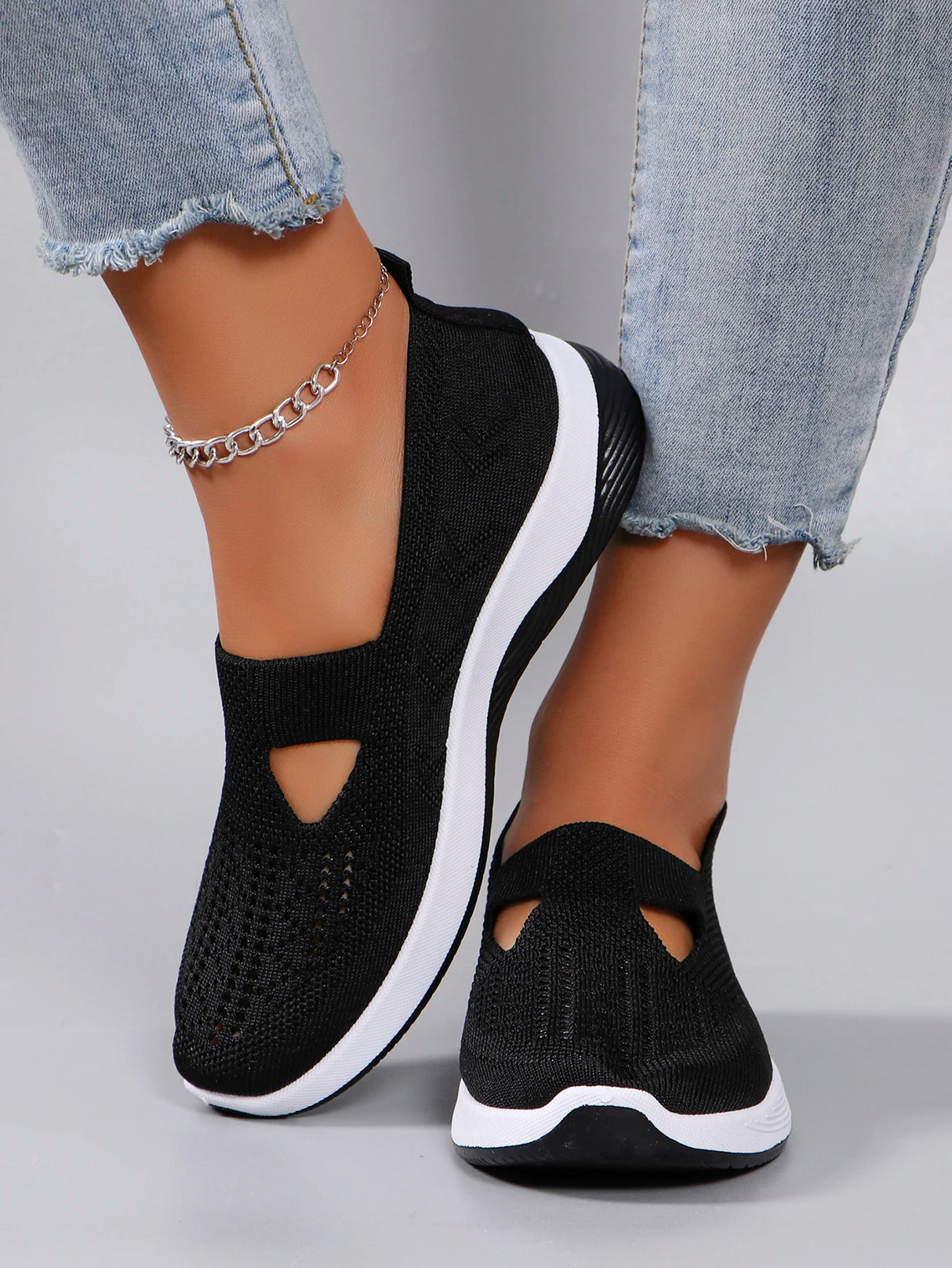 Women's Breathable, Lightweight, Non-slip Casual Shoe