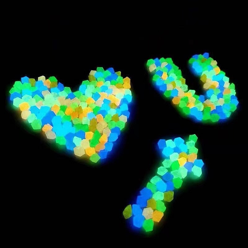 500 Or 1000Pcs Glow In The Dark Garden Pebbles. Crystal Rocks To Use in Your Fish Tank Or A Decorative Bowl.