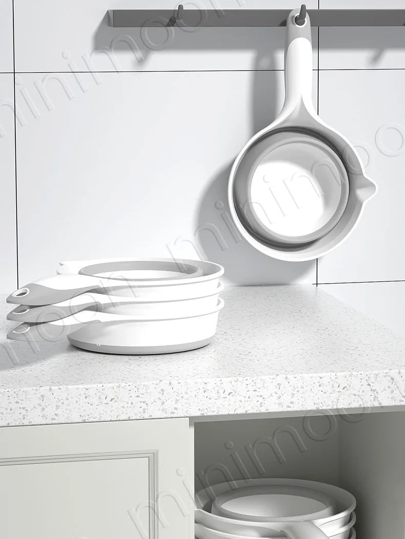Foldable Water Scoop with Handle