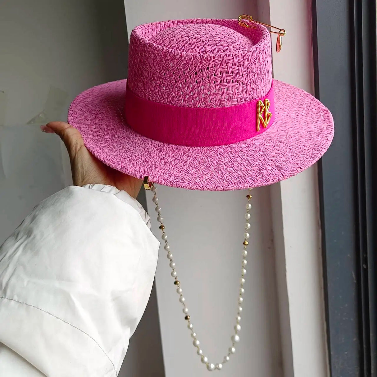 Women's Delicate Woven Summer Straw Hat