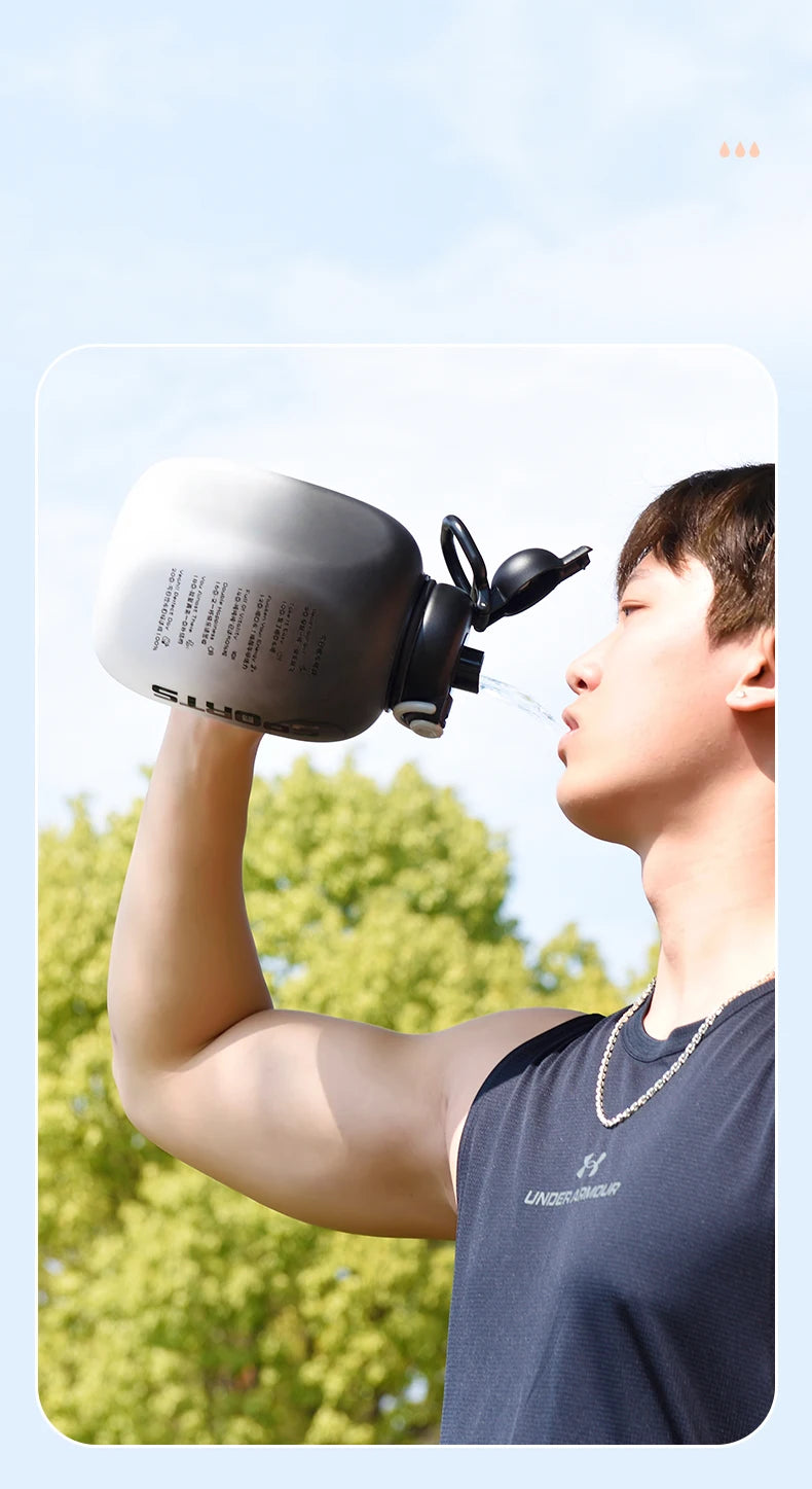 GIANXI  Plastic Sports Water Bottle With Straw