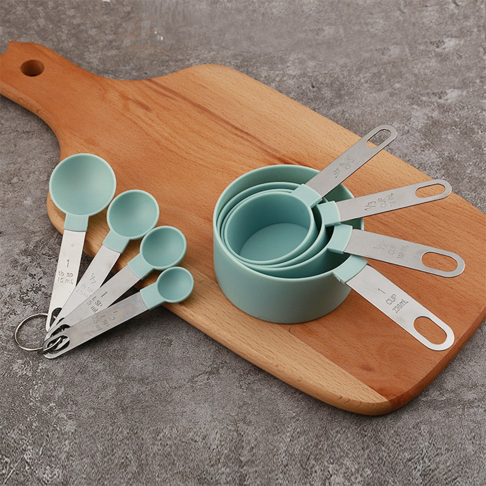 Multicolor 4pcs Stainless Steel Handle Measuring Cup Or spoons.