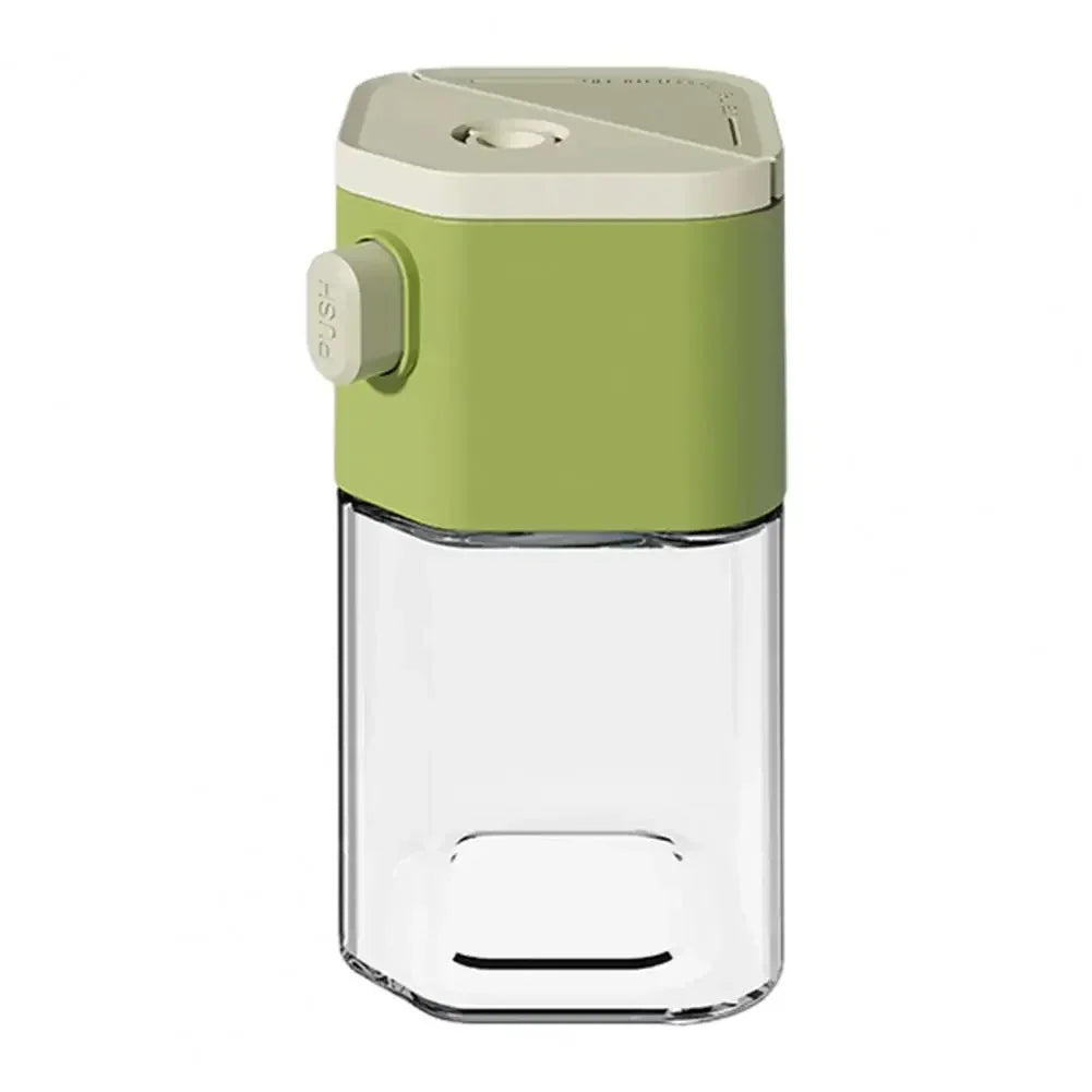 Moisture-proof Seasoning Bottle That Can Extrude 0.5 Grams Of Salt Or Sprinkle Larger Measurements Without Clumping