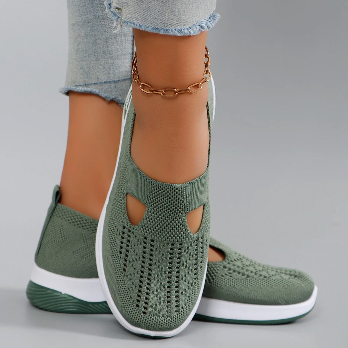 Women's Breathable, Lightweight, Non-slip Casual Shoe