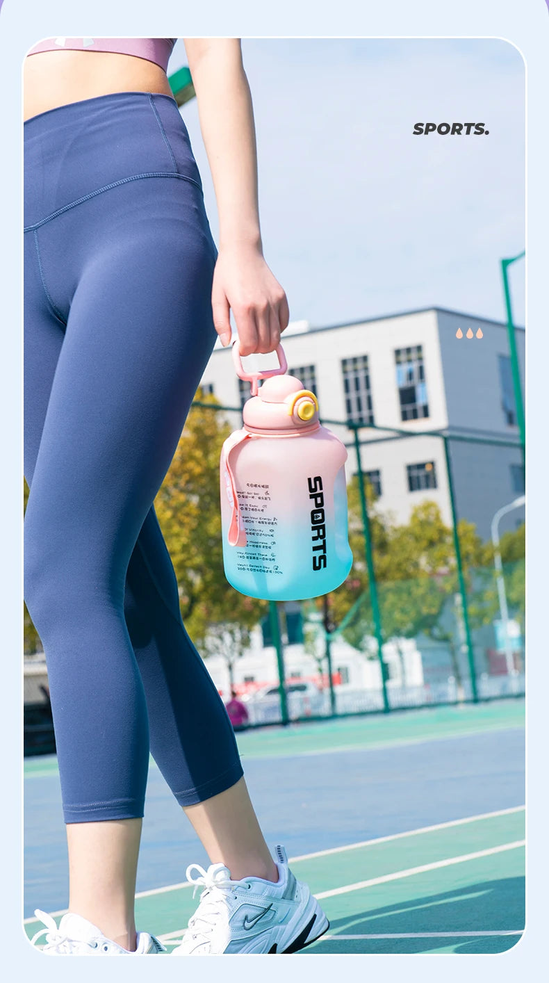 GIANXI  Plastic Sports Water Bottle With Straw