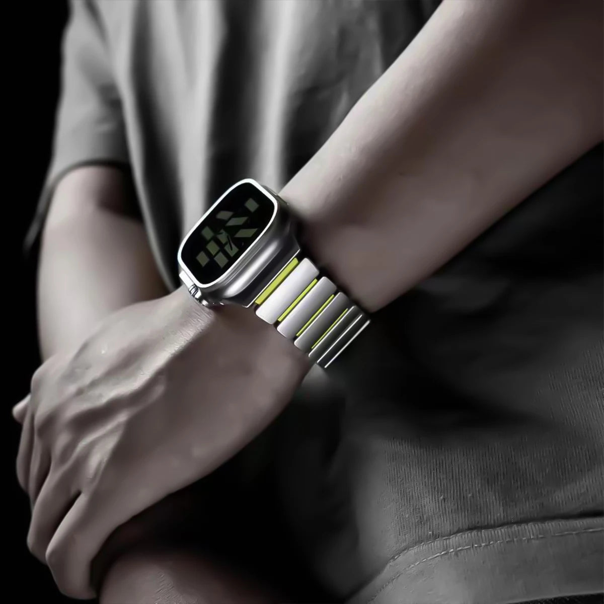 Luxury Titanium Strap for Apple Watch Ultra 3/2 49mm Series 11 10 46mm 45mm 44mm 42mm Or Silicone Bracelet For iwatch 9 8 7 6 SE 5